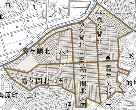 霞ケ関北とその周辺の地図。町の範囲を重ねている