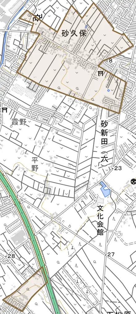 大字砂久保とその周辺の地図。町の範囲を重ねている