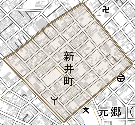 新井町とその周辺の地図。町の範囲を重ねている