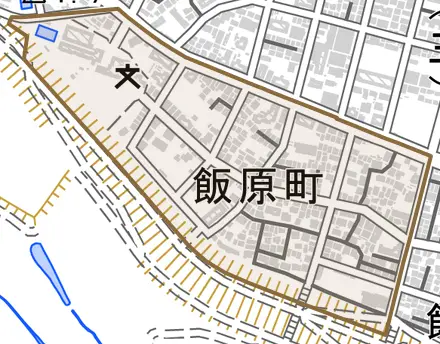 飯原町とその周辺の地図。町の範囲を重ねている