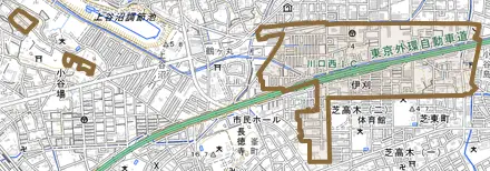 大字伊刈とその周辺の地図。町の範囲を重ねている