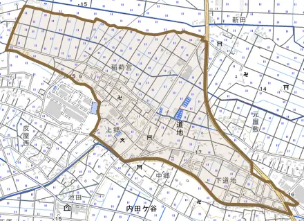 道地とその周辺の地図。町の範囲を重ねている