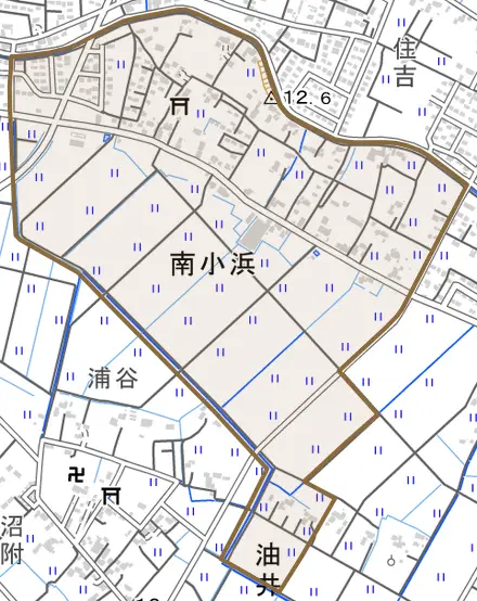 南小浜とその周辺の地図。町の範囲を重ねている