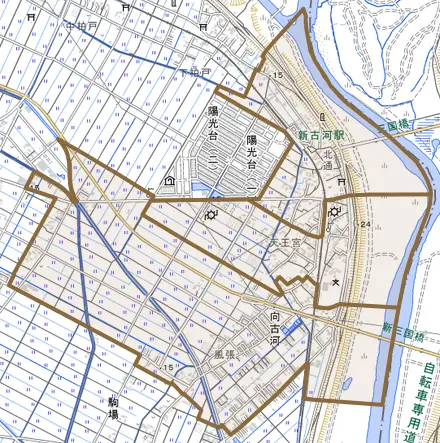向古河とその周辺の地図。町の範囲を重ねている