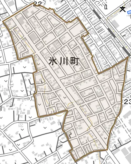氷川町とその周辺の地図。町の範囲を重ねている