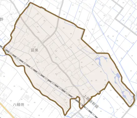 屈巣とその周辺の地図。町の範囲を重ねている