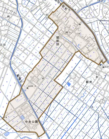 関新田とその周辺の地図。町の範囲を重ねている