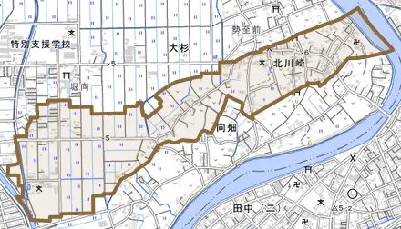 大字北川崎とその周辺の地図。町の範囲を重ねている