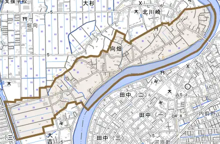 大字向畑とその周辺の地図。町の範囲を重ねている