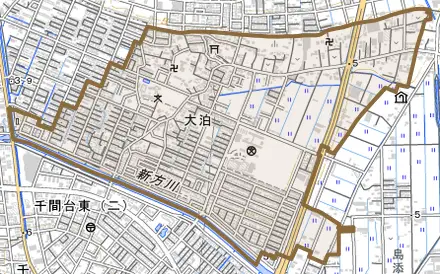 大字大泊とその周辺の地図。町の範囲を重ねている