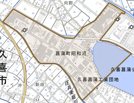 菖蒲町昭和沼とその周辺の地図。町の範囲を重ねている