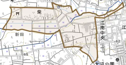 柴とその周辺の地図。町の範囲を重ねている
