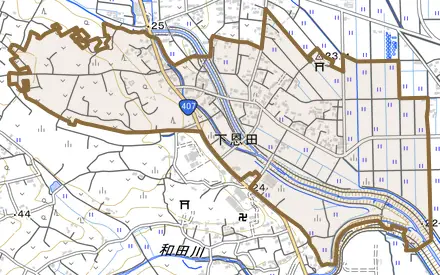 下恩田とその周辺の地図。町の範囲を重ねている