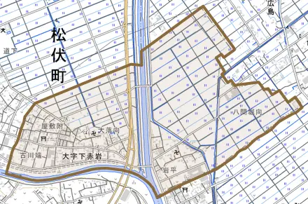 大字下赤岩とその周辺の地図。町の範囲を重ねている