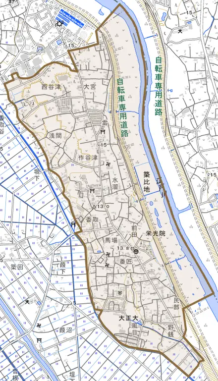 大字築比地とその周辺の地図。町の範囲を重ねている