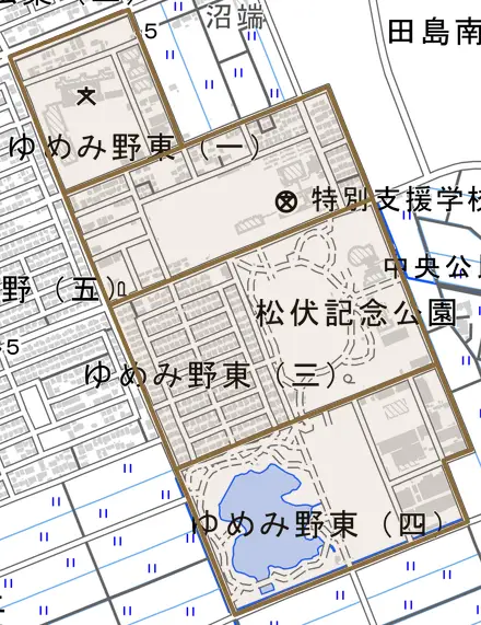 ゆめみ野東とその周辺の地図。町の範囲を重ねている