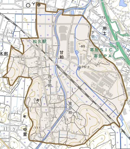 大字甘粕とその周辺の地図。町の範囲を重ねている