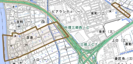 彦倉とその周辺の地図。町の範囲を重ねている