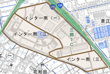 インター南とその周辺の地図。町の範囲を重ねている