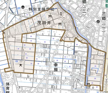 茂田井とその周辺の地図。町の範囲を重ねている