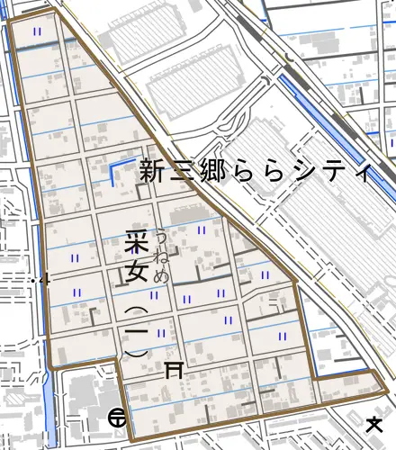 采女とその周辺の地図。町の範囲を重ねている