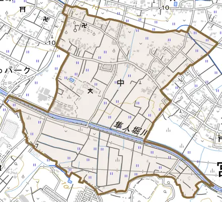 字中とその周辺の地図。町の範囲を重ねている