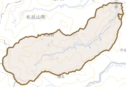 大字阿諏訪とその周辺の地図。町の範囲を重ねている