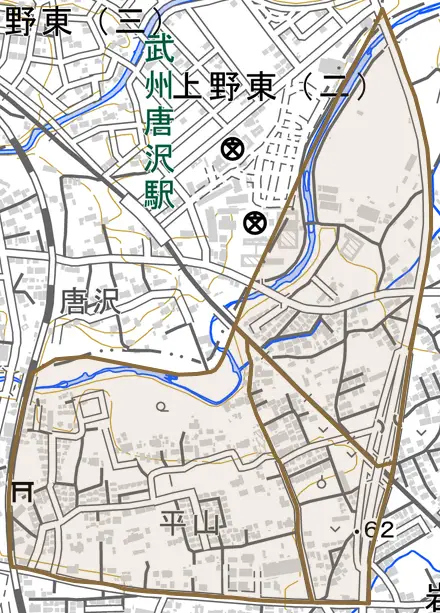 平山とその周辺の地図。町の範囲を重ねている