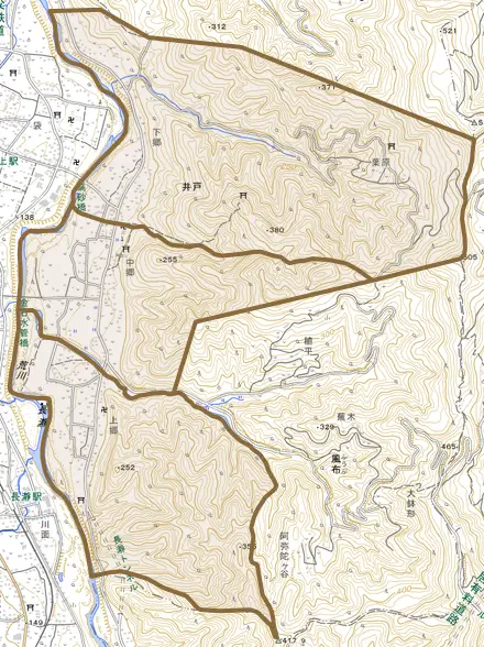 大字井戸とその周辺の地図。町の範囲を重ねている