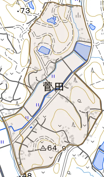 大字菅田とその周辺の地図。町の範囲を重ねている