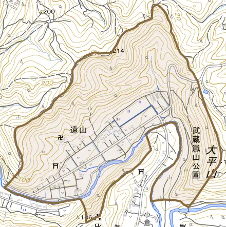 大字遠山とその周辺の地図。町の範囲を重ねている
