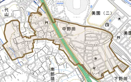 大字中野田とその周辺の地図。町の範囲を重ねている