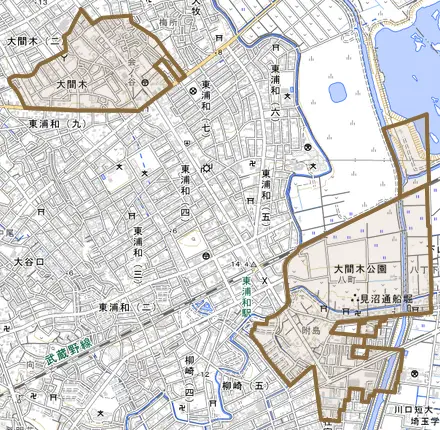 大字大間木とその周辺の地図。町の範囲を重ねている