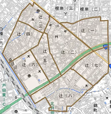 辻とその周辺の地図。町の範囲を重ねている