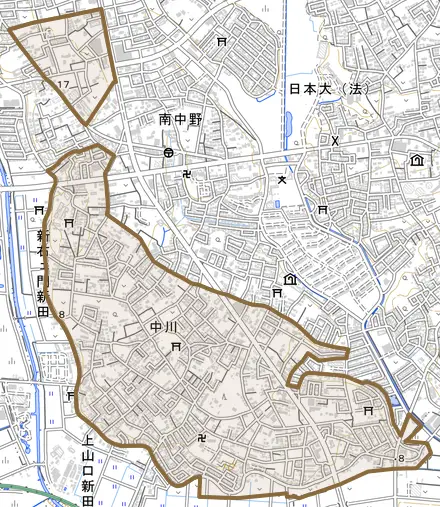 大字中川とその周辺の地図。町の範囲を重ねている