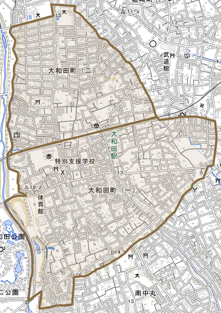 大和田町とその周辺の地図。町の範囲を重ねている