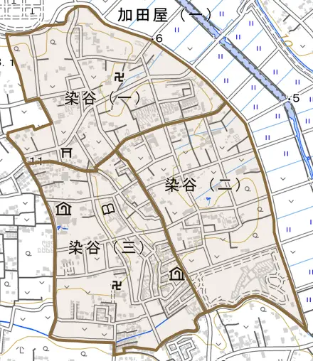 染谷とその周辺の地図。町の範囲を重ねている