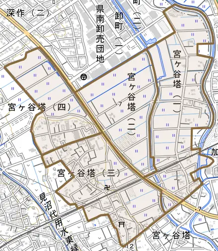 宮ヶ谷塔とその周辺の地図。町の範囲を重ねている