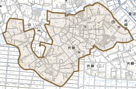大字片柳とその周辺の地図。町の範囲を重ねている