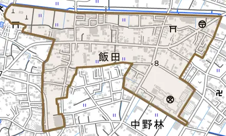 大字飯田とその周辺の地図。町の範囲を重ねている