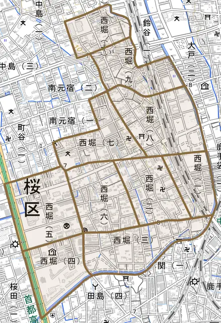 西堀とその周辺の地図。町の範囲を重ねている