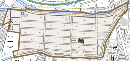 大字三崎とその周辺の地図。町の範囲を重ねている