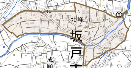 大字北峰とその周辺の地図。町の範囲を重ねている