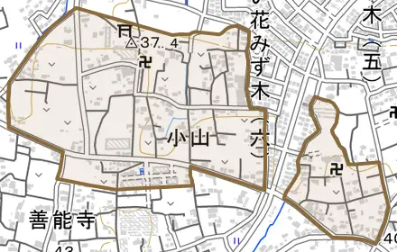 大字小山とその周辺の地図。町の範囲を重ねている