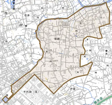 大字塚越とその周辺の地図。町の範囲を重ねている