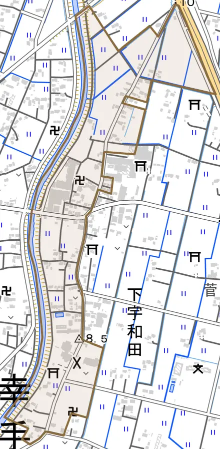 大字下宇和田とその周辺の地図。町の範囲を重ねている