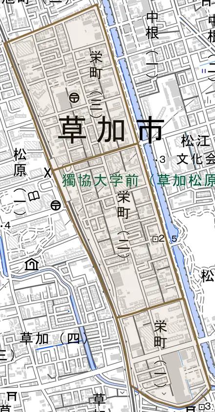 栄町とその周辺の地図。町の範囲を重ねている