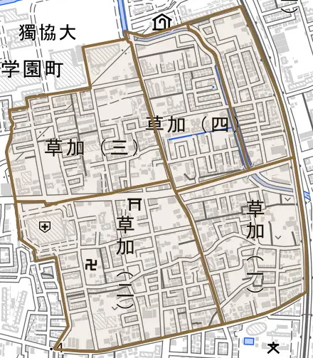 草加とその周辺の地図。町の範囲を重ねている