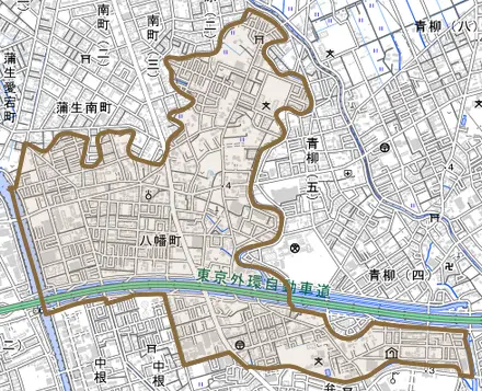八幡町とその周辺の地図。町の範囲を重ねている