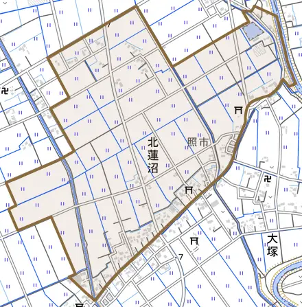 大字北蓮沼とその周辺の地図。町の範囲を重ねている